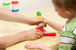 Ursache finden: Erstgespräch, Lerntyptests, Stärken-/Schwächenanalyse sorgen für eine erste Standortbestimmung. Lernzielformulierung und planen von Teilschritten erleichtern das Lernen zu hause.